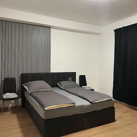 2 Schlafenzimmer Waschmaschine Eller Düsseldorf Exterior foto