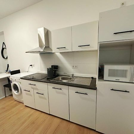 2 Schlafenzimmer Waschmaschine Eller Düsseldorf Exterior foto