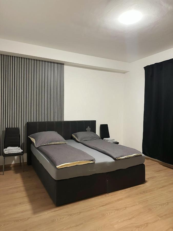 2 Schlafenzimmer Waschmaschine Eller Düsseldorf Exterior foto